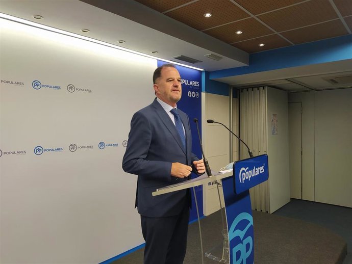 El presidente del PP vasco, Carlos Iturgaiz.