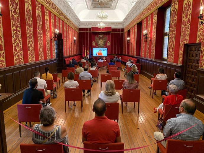 La alcaldesa de Toledo, Milagros Tolón, durante el Debate del Estado de la Ciudad de Toledo