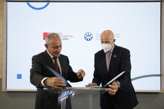El secretari general de la Unió per la Mediterrnia, Nasser Kamel; i el CEO de Mobile World Capital Barcelona, Carlos Grau