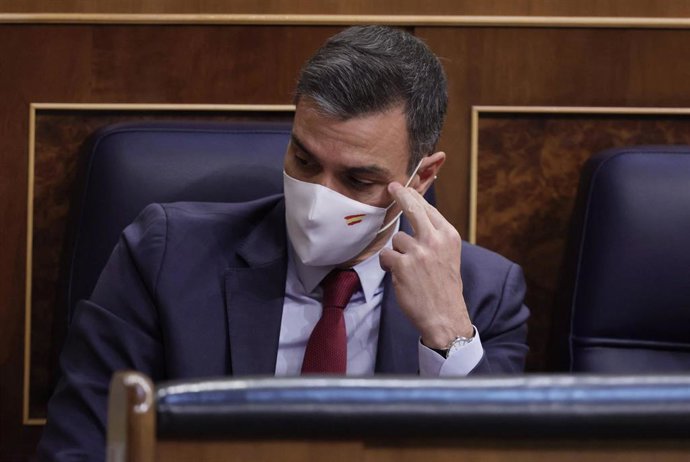 El presidente del Gobierno, Pedro Sánchez, en una sesión de control al Gobierno en el Congreso de los Diputados, a 30 de junio de 2021, en Madrid, (España). Este pleno, que se produce pocas horas después del encuentro que el presidente del Gobierno ha m