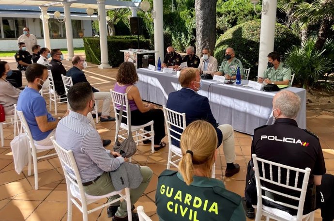 Encuentro de la Subdelegación del Gobierno con el sector turístico de la provincia.