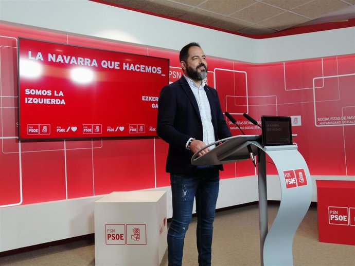 El portavoz del PSN, Ramón Alzórriz