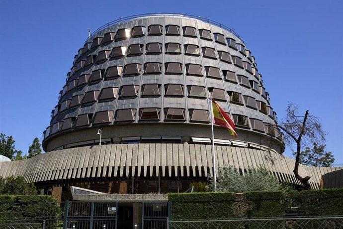 Fachada del Tribunal Constitucional. 