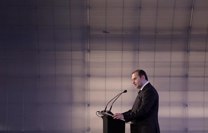 El ministro de Transportes, Movilidad y Agenda Urbana, José Luis Ábalos, interviene durante la inauguración de la jornada sobre Nueva Bauhaus Europea en el Centro de Creación Contemporánea Matadero-Madrid, a 2 de julio de 2021, en Madrid, (España). Es