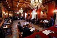 El hasta hoy alcalde de Granada formaliza su renuncia  reprochando a PP y exediles de Cs su salida "por pura ambición"