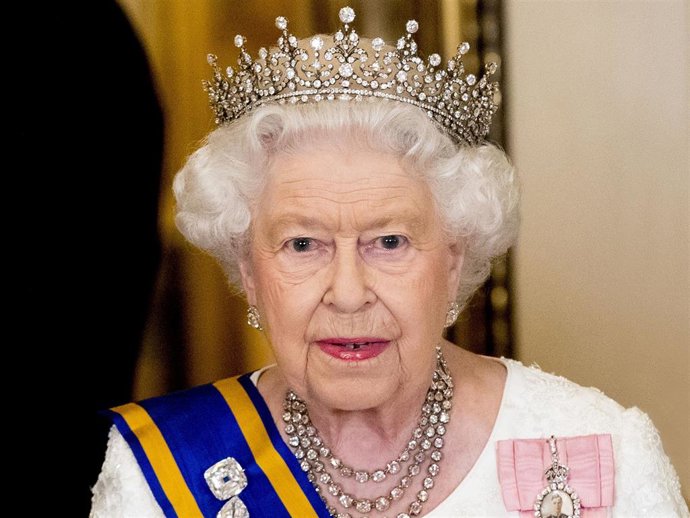 Archivo - La reina Isabel II. 
