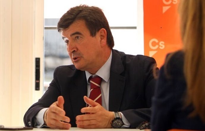 Archivo - El portavoz de Cs en el Ayuntamiento de Valncia, Fernando Giner.