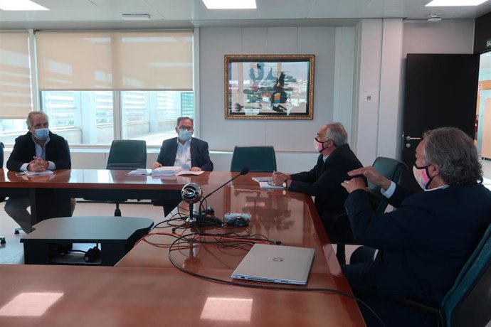 Reunión entre March y los ex consellers de Educación Francesc Fiol y Rafel Bosch.