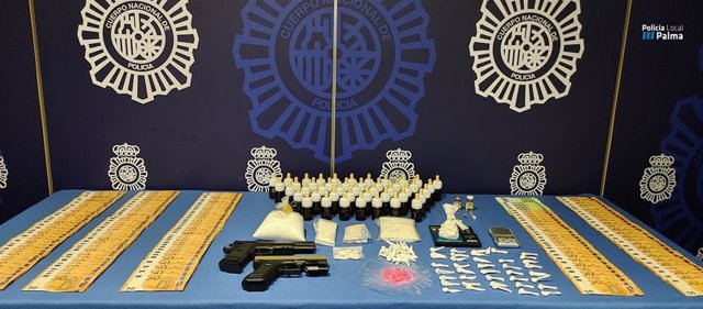 Material incautado en la operación 'Pink Vuelko'.