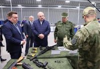 El presidente de Bielorrusia cierra la frontera con Ucrania para frenar el contrabando de armas
