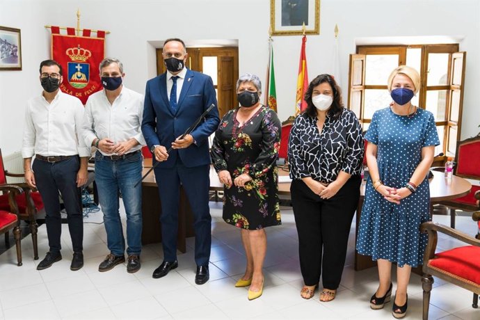 Investidura del nuevo alcalde de Felix (Almería), Baldomero Martínez (PP)