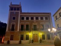 Elda (Alicante) decreta tres días de luto por la muerte de dos vecinos en el accidente en el paso a nivel de Novelda