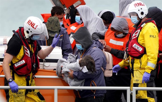 Rescate migrantes en el Canal de la Mancha 