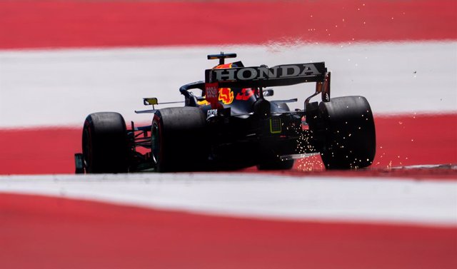 03 July 2021, Austria, Spielberg: Dutch F1 driver Max Verstappen of Red Bull Racing in action during the 3rd practice session of the 2021 Grand Prix of Austria at the Red Bull Ring. Photo: Georg Hochmuth/APA/dpa