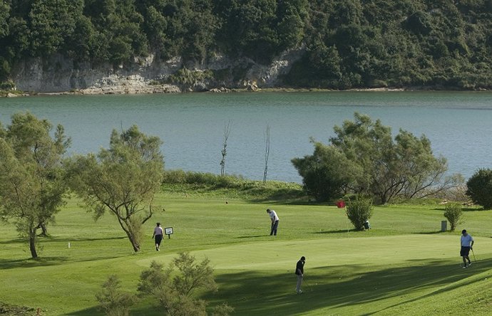 Campo de golf de Abra del Pas
