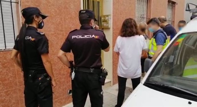 Registro domiciliario en la operación llevada a cabo el Elche (Alicante)