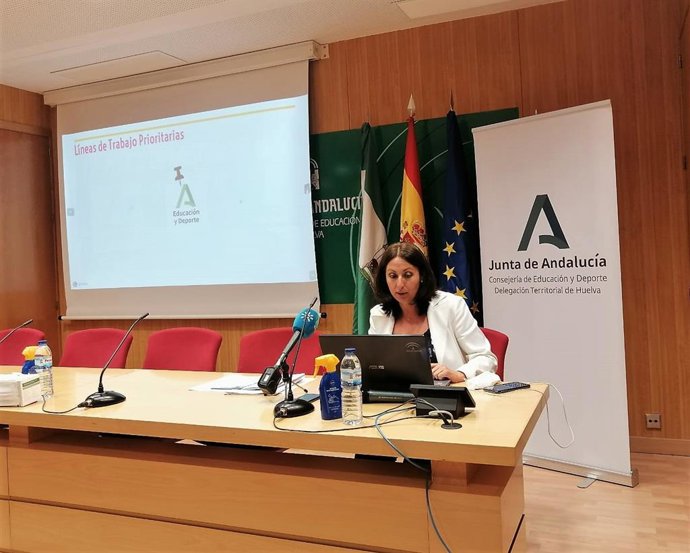 Archivo - La delegada de Educación en Huelva, Estela Villalba.