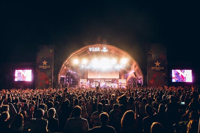Actuació del Festival Vida 2021 de Vilanova i la Geltrú (Barcelona)