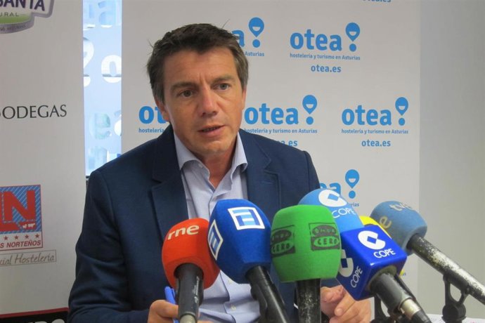 Archivo -     El presidente de Asociación de Hostelería y Turismo en Asturias  )(Otea), José Luis Álvarez Almeida.