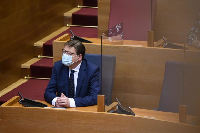 Archivo - El presidente de la Comunitat Valenciana, Ximo Puig, en una imagen de archivo en Les Corts 