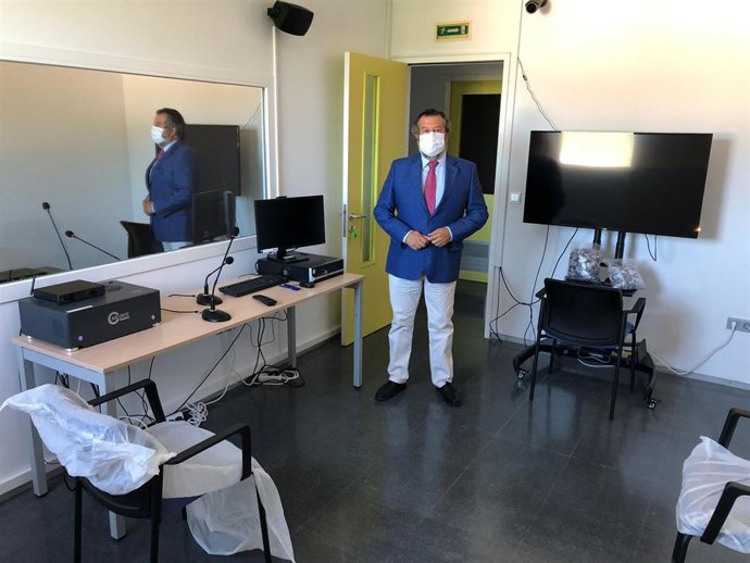 Inauguración de la sala Gesell en los juzgados de Aracena.