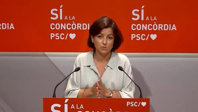 La viceprimera secretaria del PSC, Eva Granados, en rueda de prensa en la sede del partido.