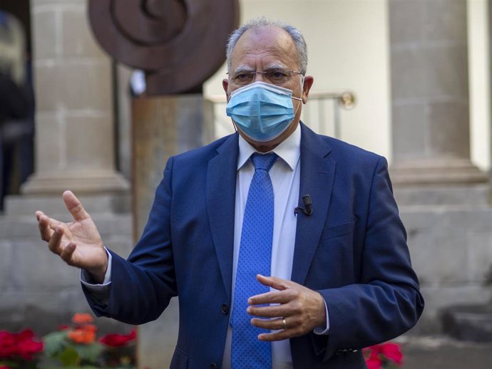 Archivo - El portavoz del Grupo Parlamentario Agrupación Socialista Gomera (ASG), Casimiro Curbelo