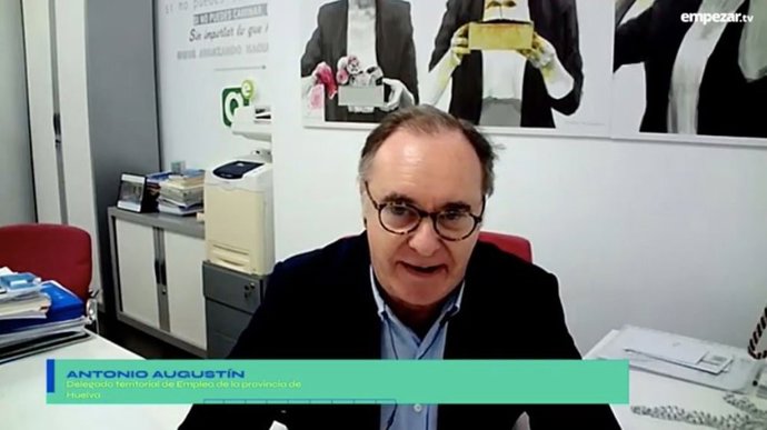 El delegado de Empleo en Huelva, Antonio Augustín, en la gala Emprendemos 2021.