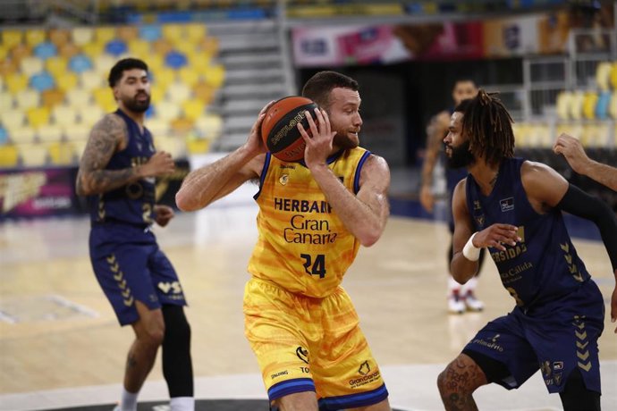Costello jugando con el Gran Canaria