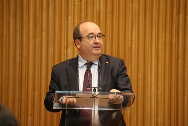 Archivo - El ministro de Política Territorial y Función Pública, Miquel Iceta, interviene en la jornada en el Congreso de los Diputados sobre el Estado Abierto,a 17 de mayo de 2021, en Madrid (España). Con motivo de la Semana de la Administración Abierta,