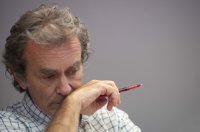 Simón advierte de posibles ingresos de vacunados no inmunizados si los contagios siguen creciendo