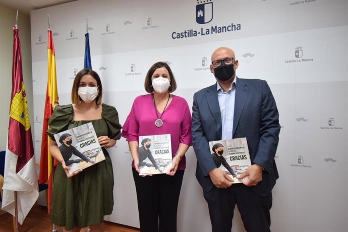 Reunión entre la consejera de Economía, Empresas y Empleo de C-LM, Patricia Franco, y el director de Relaciones Institucionales de Mercadona en la región, José Ruiz