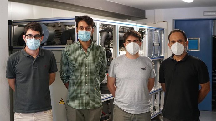 Los investigadores Alberto Ponce Juan Antonio López , Vicente Dolz y Miguel Ángel García