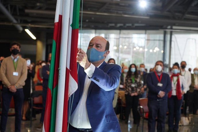 Archivo - El presidente del PNV, Andoni Ortuzar, durante la celebración del Aberri Eguna (Día de la Patria), a 4 de abril de 2021, en el Palacio Euskalduna de Bilbao, Euskadi (España). 