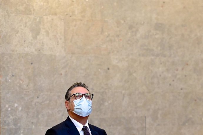 06 July 2021, Austria, Vienna: Heinz-Christian Strache, Former Austrian vice-chancellor and former chairman of the Freedom Party of Austria (FPOe), sits in the large jury courtroom at the Vienna regional court before the start of his trial. Strache is t