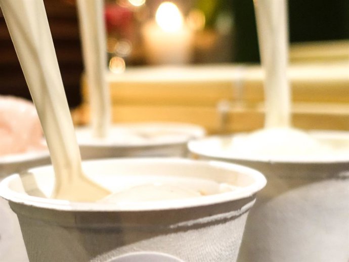 Archivo - El yogurt es una alternativa ideal para comer entre horas