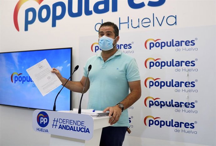 El portavoz del PP en el Ayuntamiento de Cartaya (Huelva), Manuel Barroso.