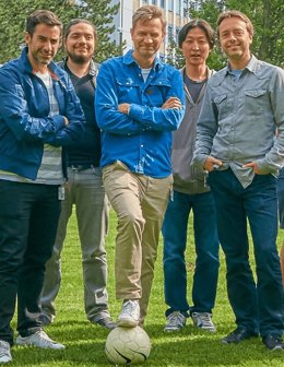 Equipo de investigación que ha llevado el estudio y en el que participa el experto de la Universidad de Málaga Rafael Roa.