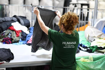 Humana recupera 38 millones de prendas en España durante el primer semestre  para darles una segunda vida