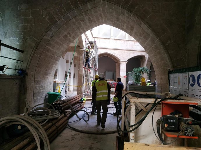 Obras en el Palau del Almirall