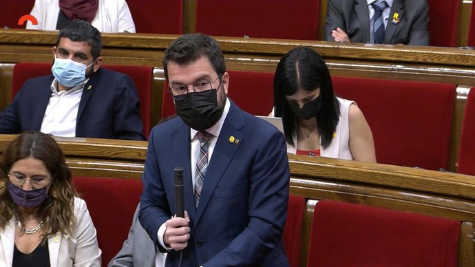 El presidente del Govern, Pere Aragons, en el pleno del Parlament el 7 de julio.