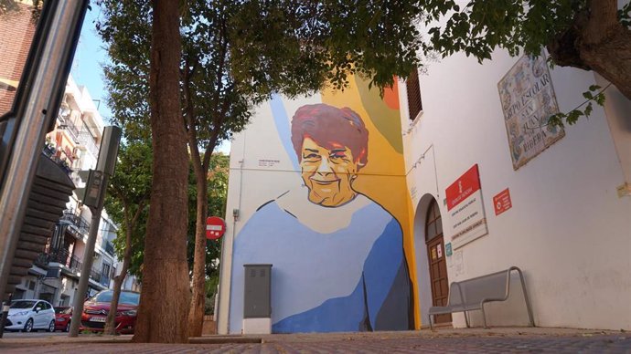 La científica valenciana Elvira Costell protagoniza un nuevo mural del proyecto Dones de Cincia de la Universitat Politcnica de Valncia y Las Naves