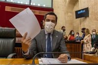 Moreno apela a la "responsabilidad" de los jóvenes y pide más dosis al Gobierno para "acelerar" su vacunación Covid