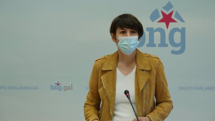 La portavoz nacional del BNG, Ana Pontón, en rueda de prensa en el Parlamento gallego