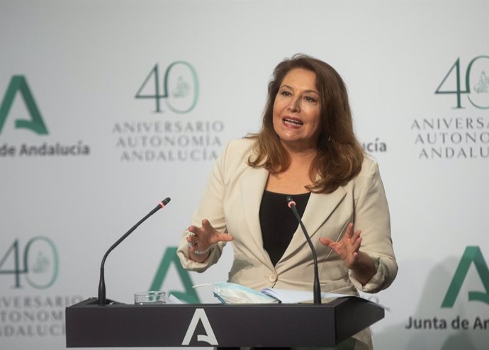 La consejera de Agricultura, Ganadería, Pesca y Desarrollo Sostenible, Carmen Crespo, en la rueda de prensa tras la reunión semanal del Consejo de Gobierno a 22 de junio 2021 en el Palacio de San Telmo, Sevilla; Andalucía; España