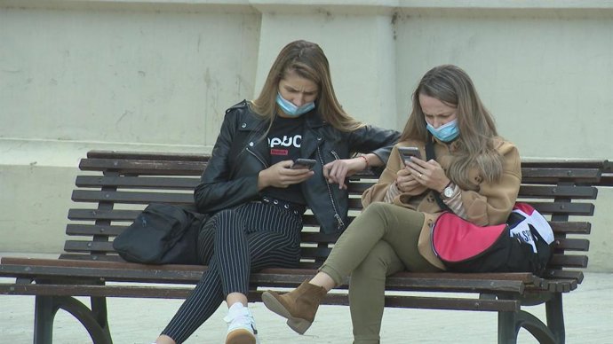 'Objetivo' analiza en Aragón TV cómo se vigila a las personas a través de sus teléfonos móviles.