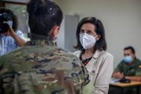 Robles asegura que no le "consta" que Rusia esté realizando una "vigilancia" sobre el buque español 'Rayo'