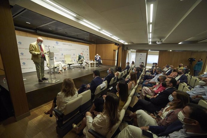 El presidente de AndalucíaEScoop, Juan Rafael Leal, interviene en el  foro organizado por Europa Press con motivo del II Día del Cooperativismo