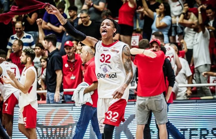 El Baxi Manresa ficha al anotador estadounidense Joe Thomasson