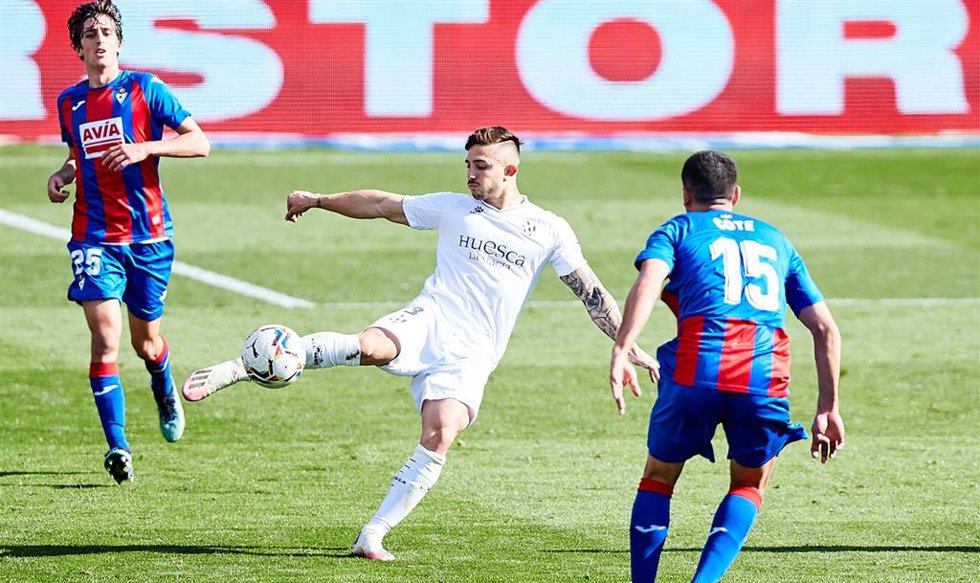 Archivo - Huesca y Eibar se enfrentan en su última temporada en Primera División